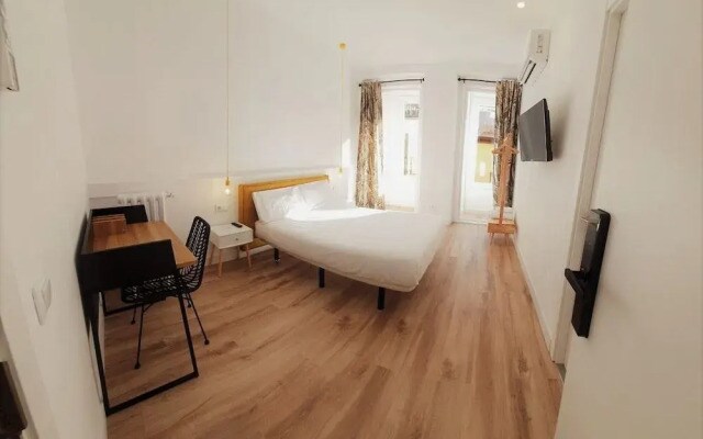 Hostal Manuela by gaiarooms