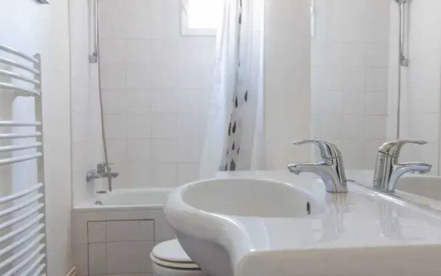 Beautiful apartment in BEAUGRENELLE