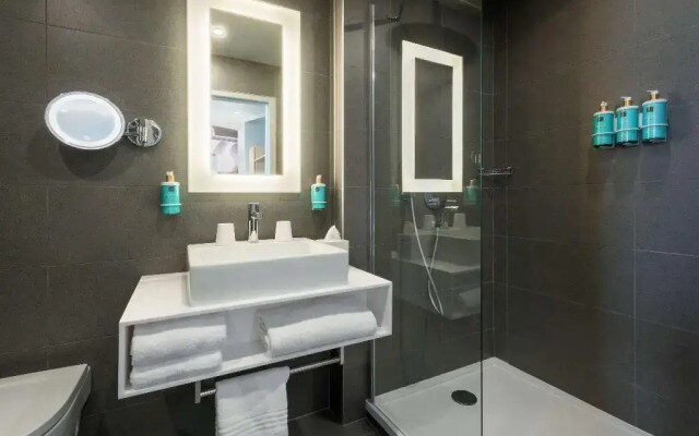 Отель Novotel Belleville Paris 20