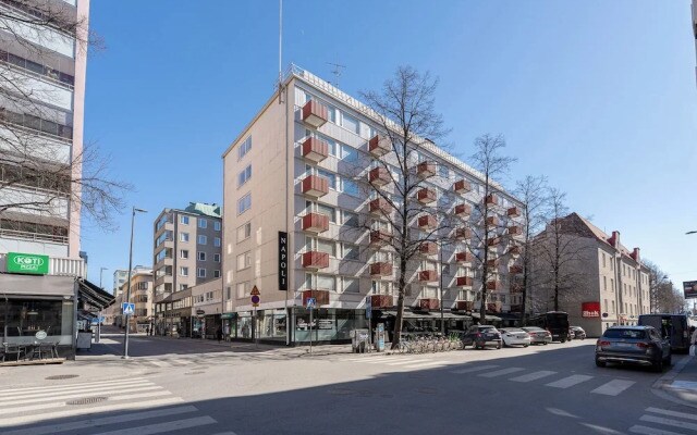 Top Floor Luxury - 2BR Scandi Home