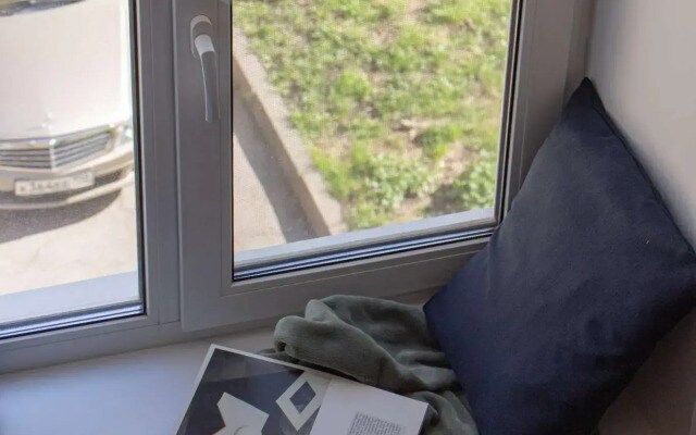 Метры в центре на улице Марата 70А