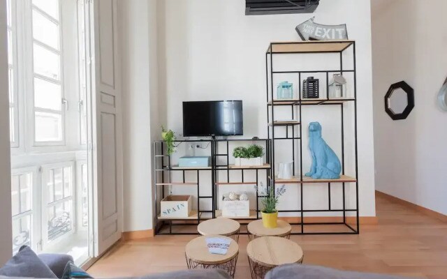 Cozy Flat Niño de Guevara