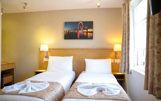 Kings Cross Inn Hotel