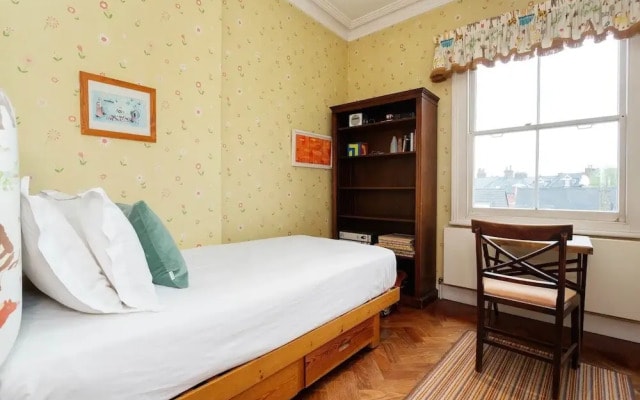 Veeve - Hampstead Victorian
