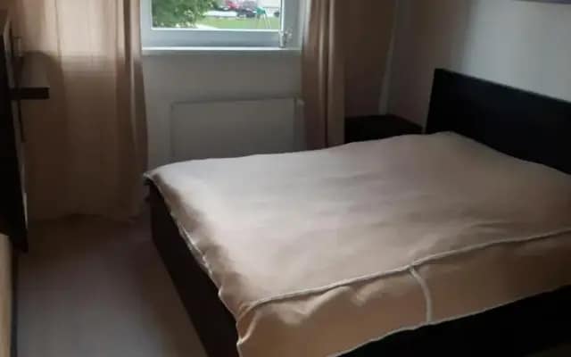 Anne 80 Apartment