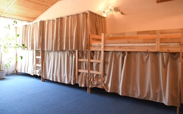 Guest House Home - Hostel