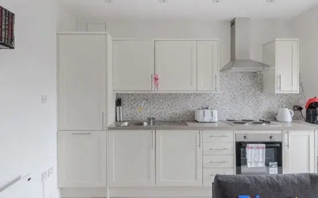 The Foley Residence IV - Fitzrovia - by Frankie