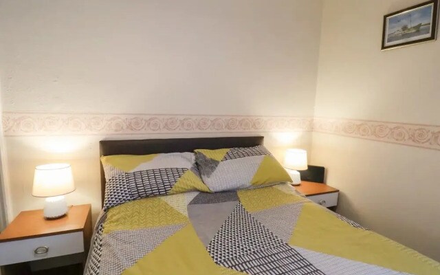 Sunnyside Holiday Apartment 1
