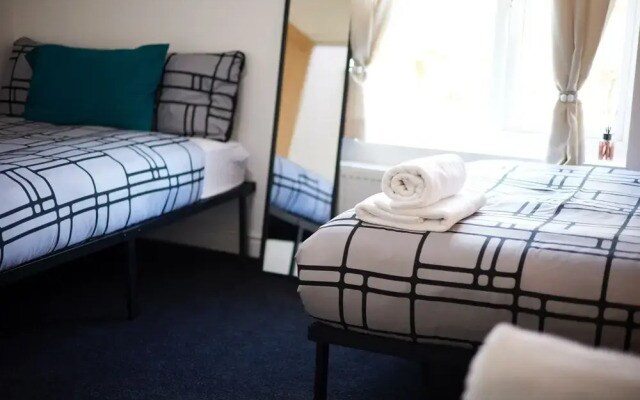 Ol-mumps Cosy 2bd Free Parking & Wifi