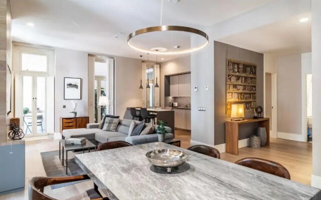 PYR Select Salamanca Luxury VI