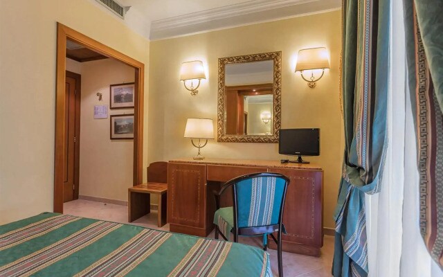 Raeli Hotel Luce