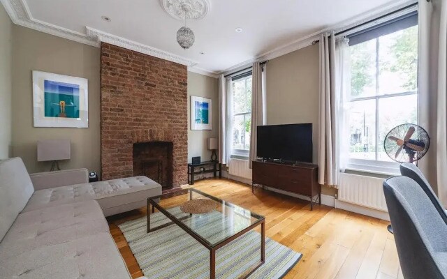 Charming One-Bed Oasis in Hammersmith