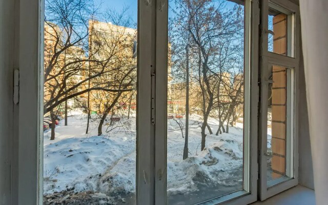 Uyutnaya Kvartira V Khamovnikakh Apartments