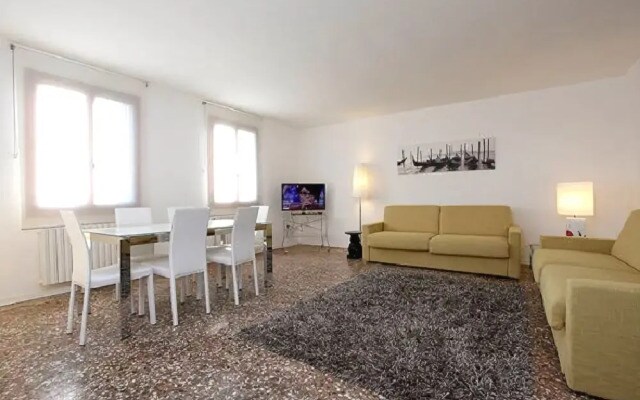 City Apartments - Albrizzi