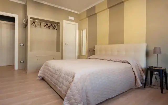 Alex's Guest House