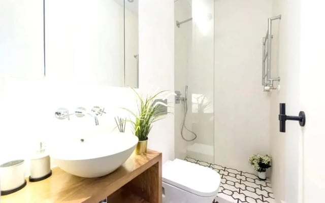 Apartment with One Bedroom in Madrid, with Wifi