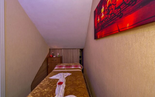 Grand Pamir Hotel