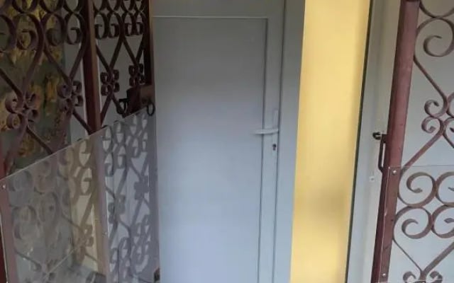 Nice Studio Livry (Adults Only)