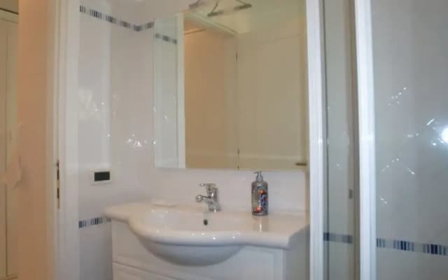 Grimaldi Apartments - Guardi