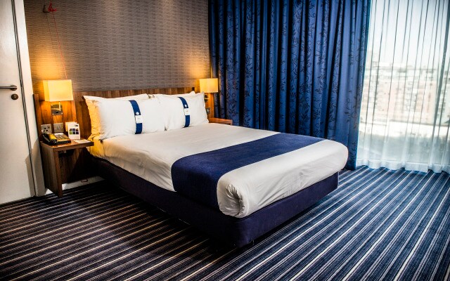 Holiday Inn Express Manchester CC - Oxford Road by IHG