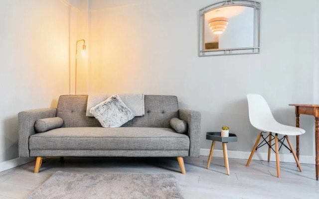 Lovely 1BR Home in Shepherd's Bush, 4 Guests