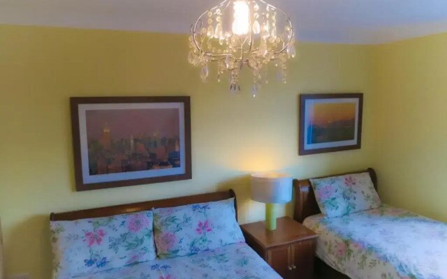 The Godalming Hotel