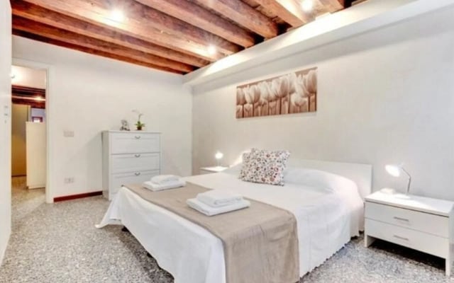 Guggenheim Collection Venice Apartment