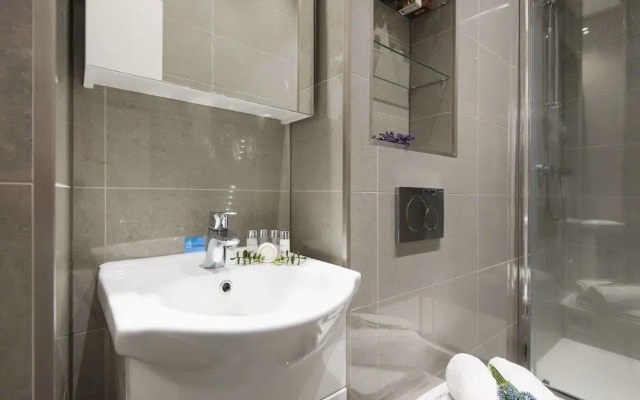 Modern Cheshire Court Nest - NBS