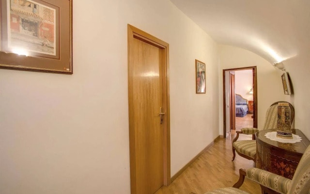 Navona Gallery and Garden Suites