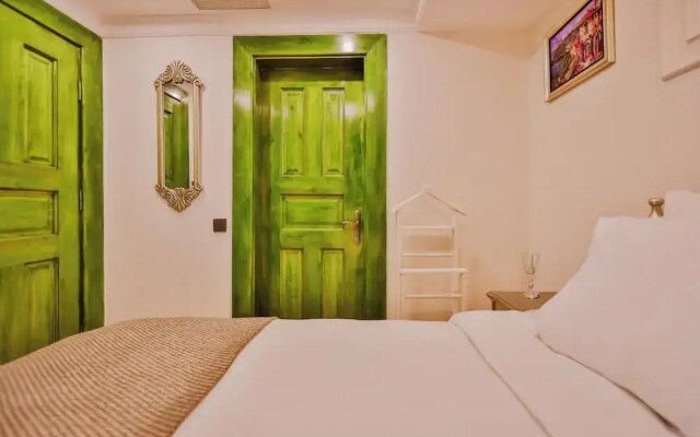 Emerald Mansion Hotel – Special Class