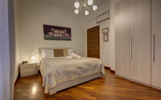 Little Rhome Suites