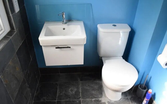 1 Bedroom Flat With Garden In Lambeth