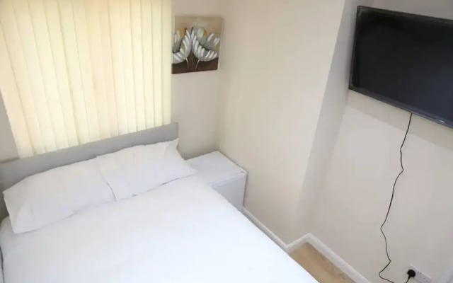 Room in House - Aa Guest Room2