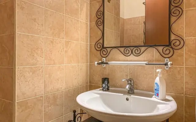 Stunning Apartment in Roma With Wifi and 2 Bedrooms