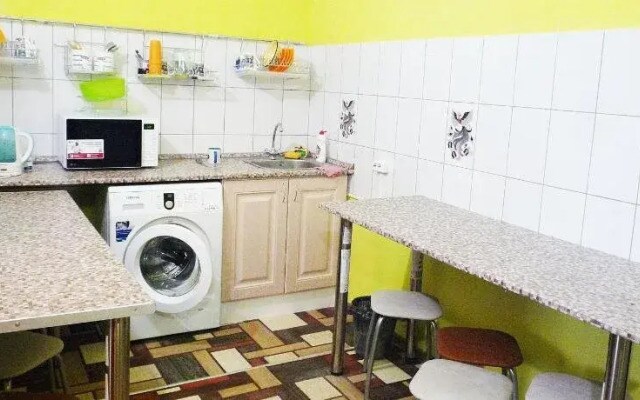 Barneo Hostel