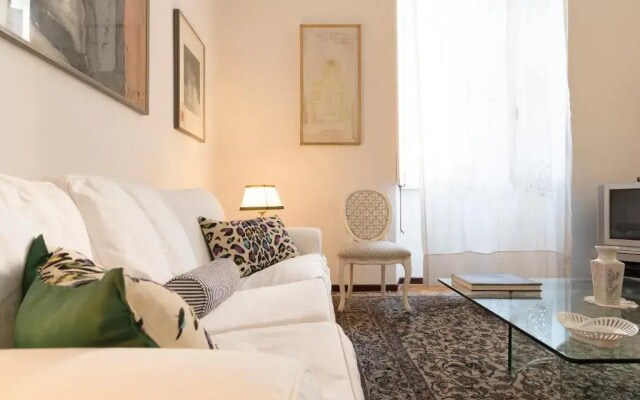 Flower'S Market Apartment - Charme Homes