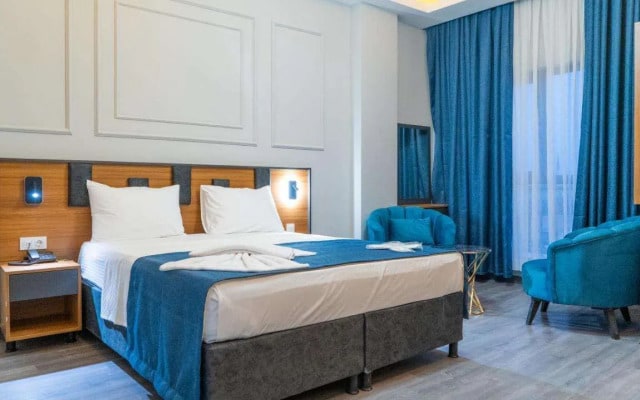Grand Moon Hotel