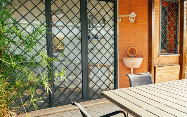 Sunset Apartment in Rome