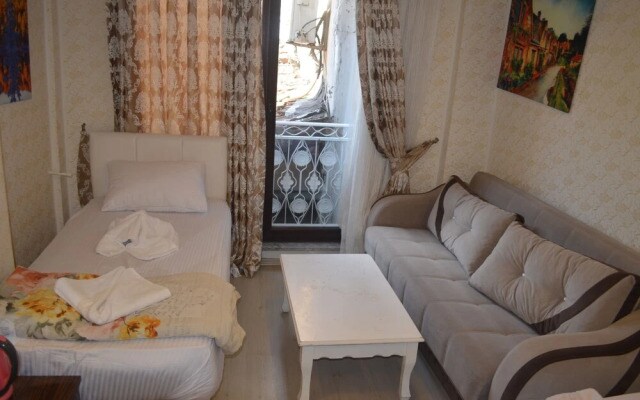 Lord Sophia Hotel