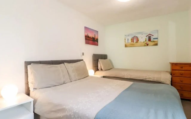 Apartment 9 Beaconsfield House