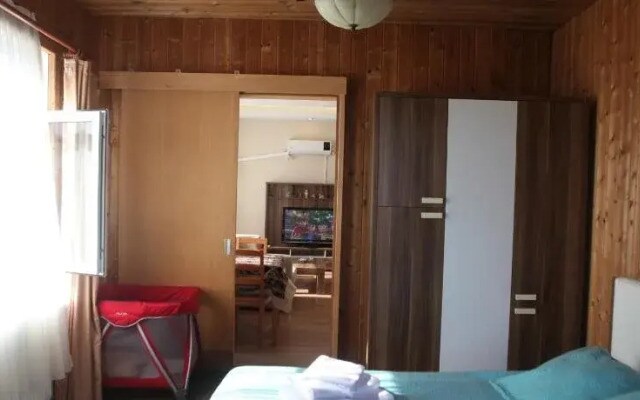 Ali's Residence