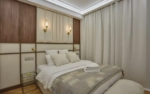 Superb AC Apartment Roosevelt Saint Honore