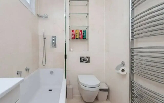 Ground Floor Apartment - Private Garden