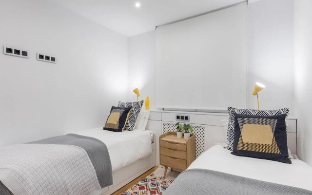 Hermosilla Apartment