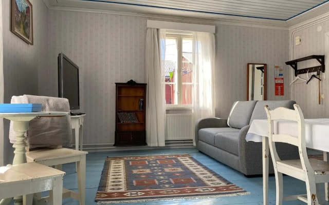Krepelin Apartments