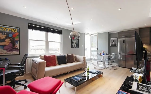 The Modern Gloucester Road Gem - FVE