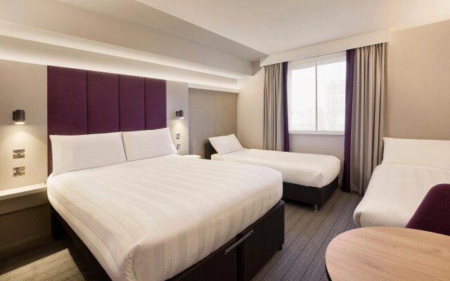 Premier Inn York City - Blossom St South