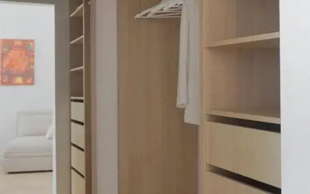 Apartament No.4