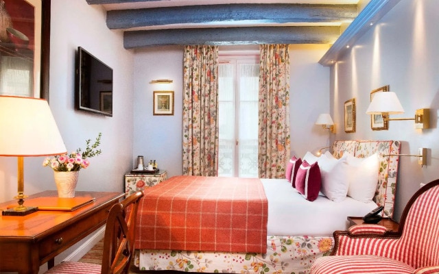 Le Relais Montmartre