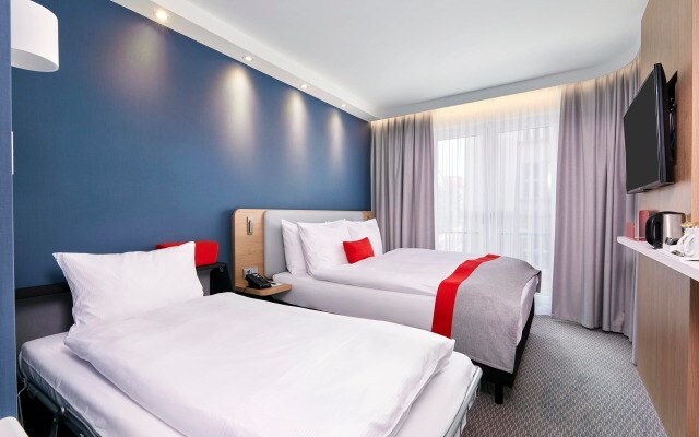 Holiday Inn Express Berlin - Alexanderplatz by IHG